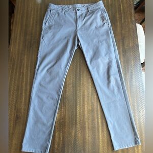 Men’s Cascade Tech Chino Pant.